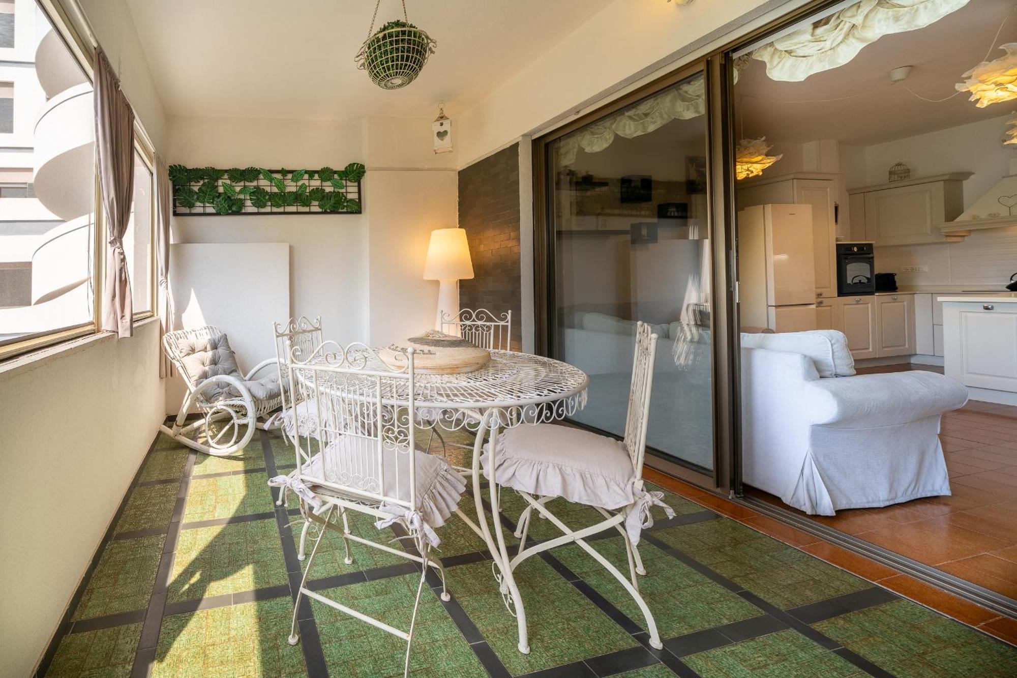קליארי Adelsa'S Home מראה חיצוני תמונה